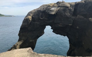 象鼻岩